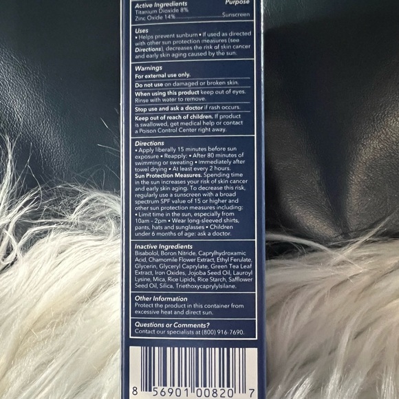 Brush On Block 30 SPF Mineral Powder Sunscreen - Picture 5 of 6